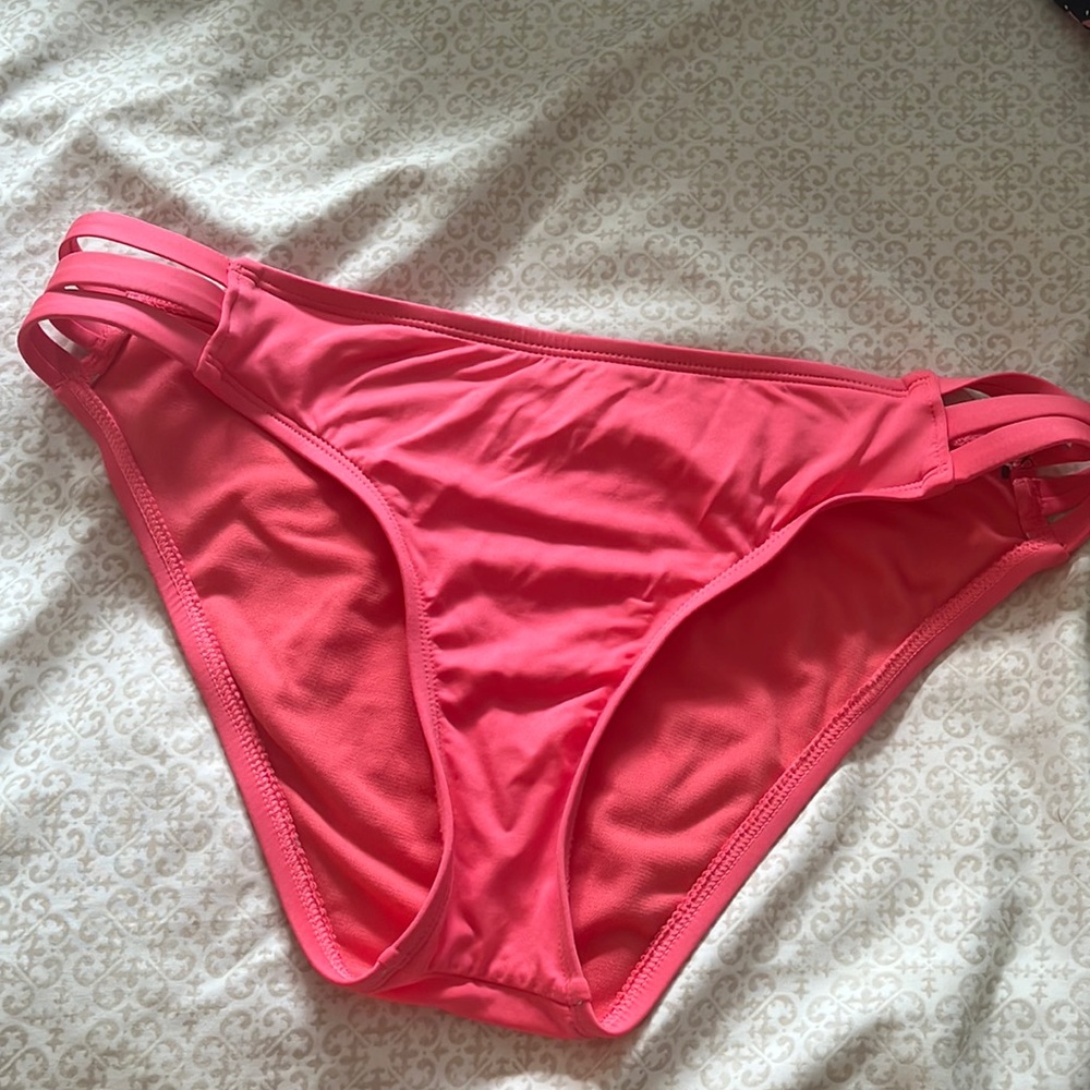 Shade & Shore bikini bottoms